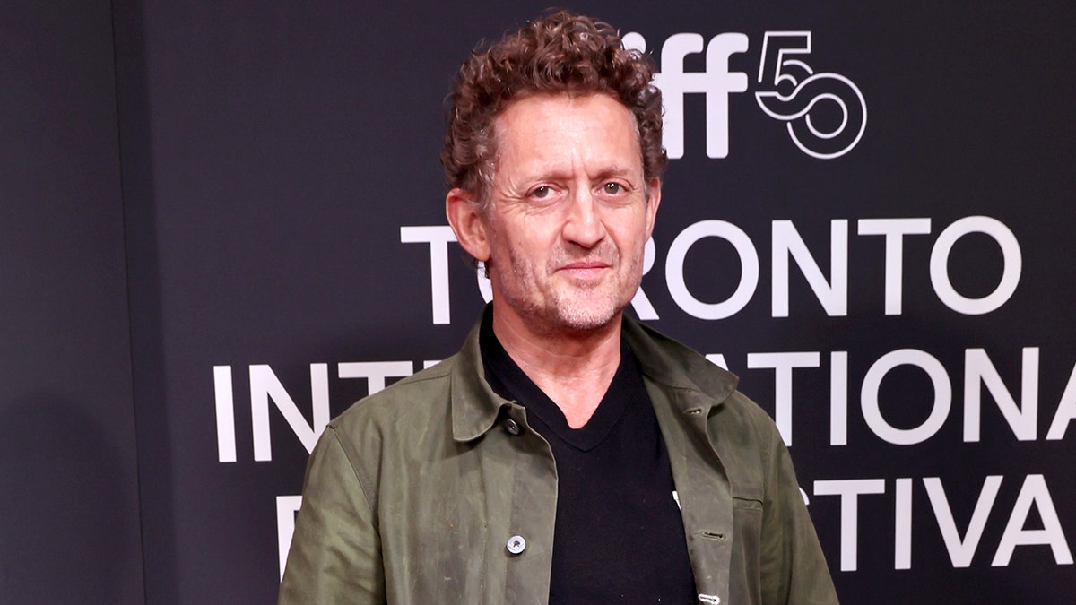 'Bill & Ted'-ster Alex Winter zegt dat hij niet in orde zou zijn geweest als hij niet aan de Hollywood-schijnwerpers was ontsnapt Alex Winter op TIFF