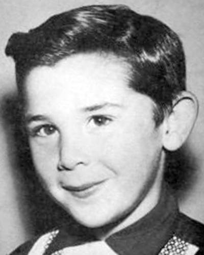 Bruce Kremen vermist sinds 12 juli 1960 van Montrose, CA Bruce Kremen vermist sinds 12 juli 1960 van Montrose, CA