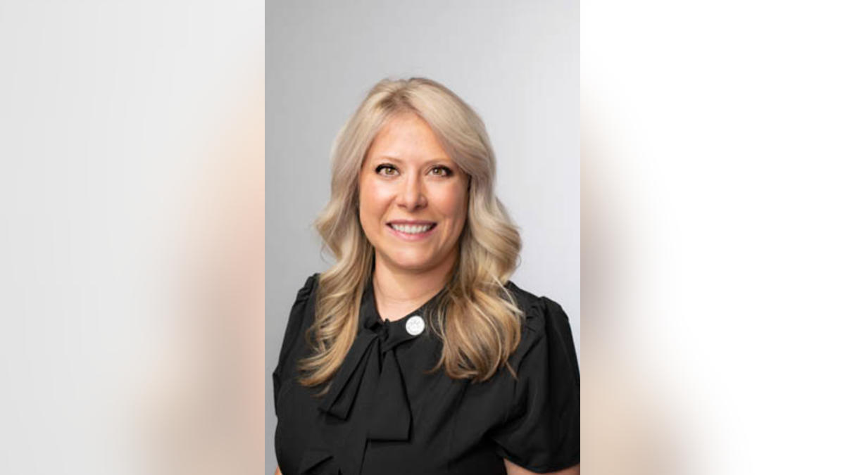 Danielle Jurinsky portretfoto van de overheid