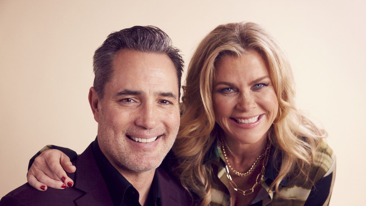 ALISON sweeney en victor webster
