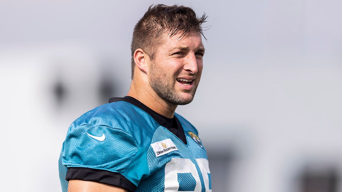 Tim Tebow probeert uit voor Jaguars