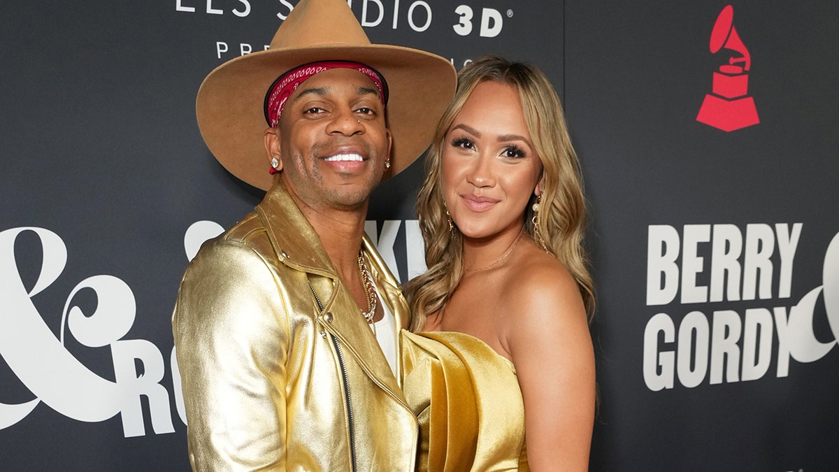 Jimmie Allen Alexis Gale rode loper