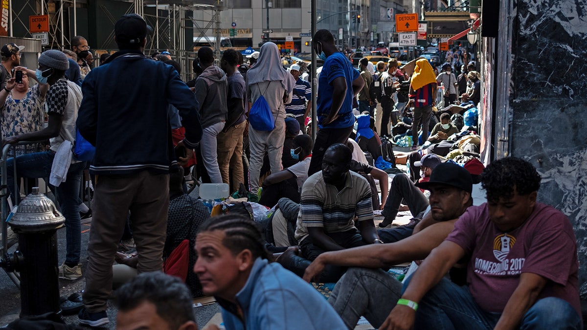 Migranten overspoelen NYC