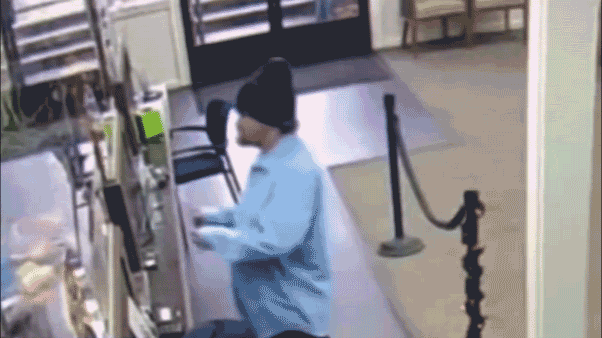 Recidivist berooft bank