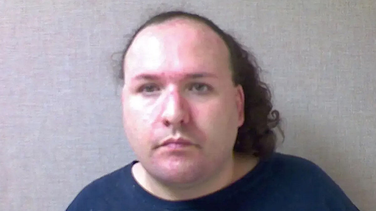 Transgender ex-wetgever, eerste in de geschiedenis van de staat, pleit schuldig aan federale aanklacht van seksueel misbruik van kinderen Stacie-Marie Laughton politiefoto