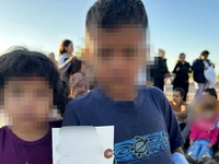 Grenscrisis onder Biden onthult schokkend misbruik van migrantenkinderen die bij niet doorgelichte sponsors worden geplaatst: DHS