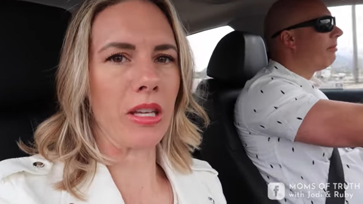 Ruby Franke verschijnt met haar man in een YouTube-video